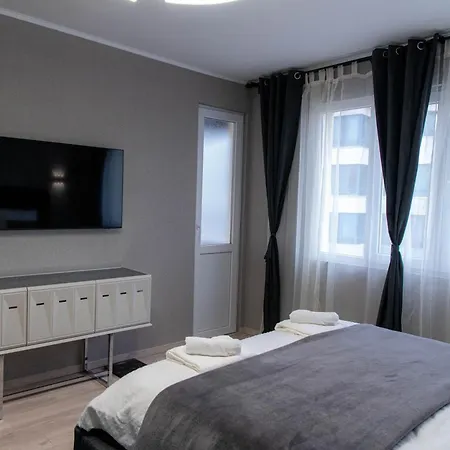 Golden Light - 3br Luxury Bŭnzarito